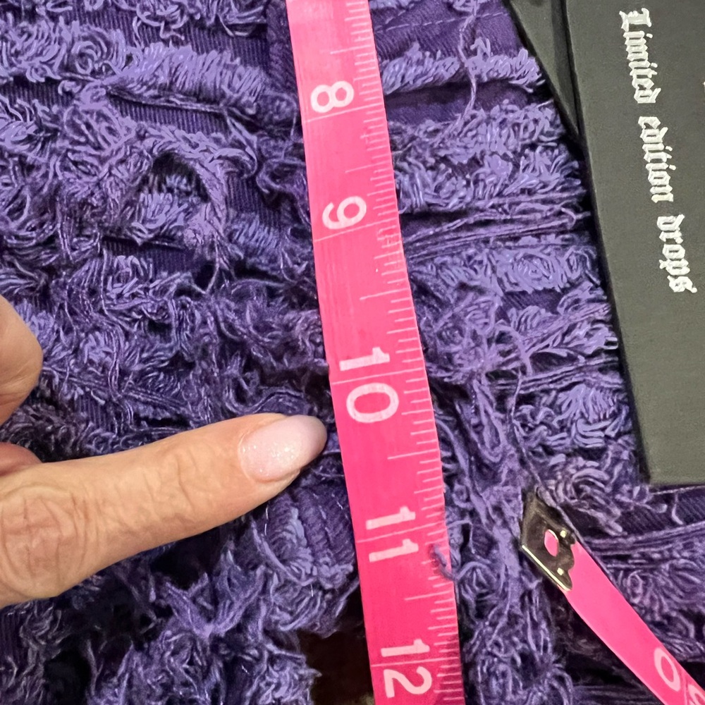 Guapi Jeans Mens 28 Purple Distressed Shredded Flare Pants
Brand New with Tags - Picture 7 of 13